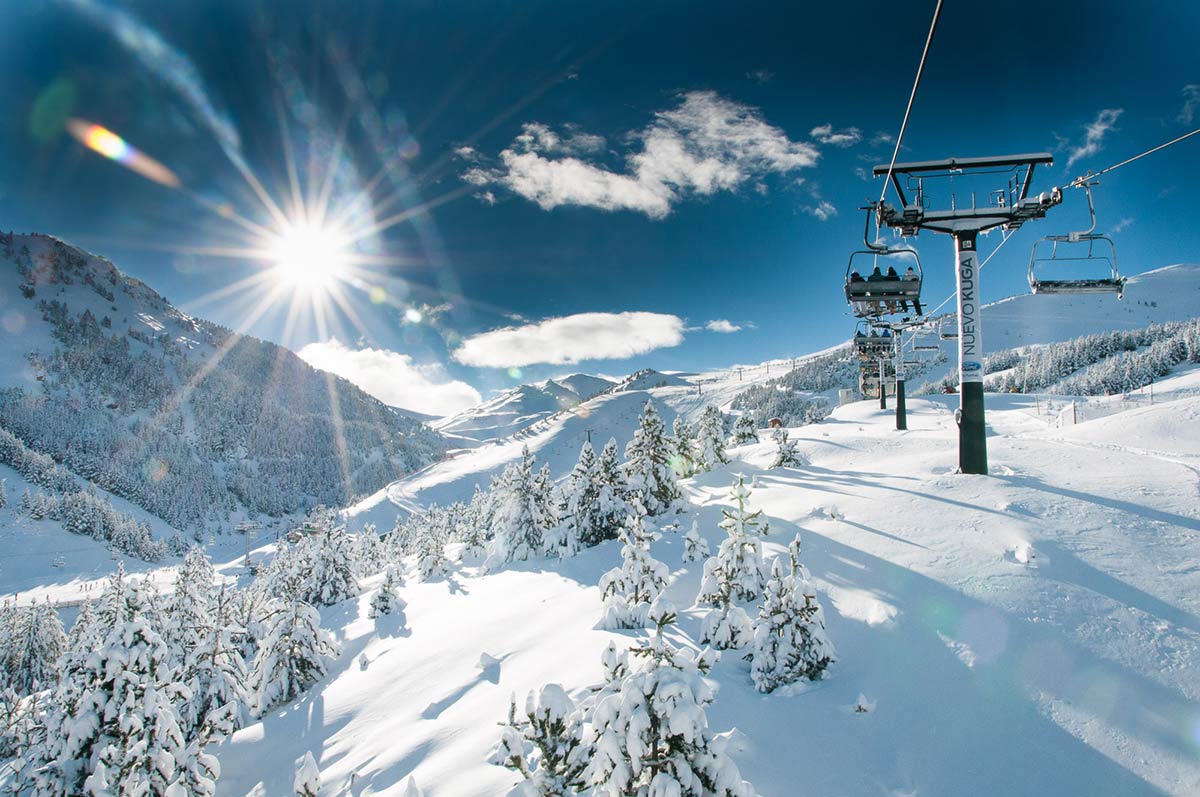 Aramón Cerler mejor estación de esquí española en los World Ski Awards |  Hostal Parque Natural | Hotel en Benasque a 5 Km de Cerler